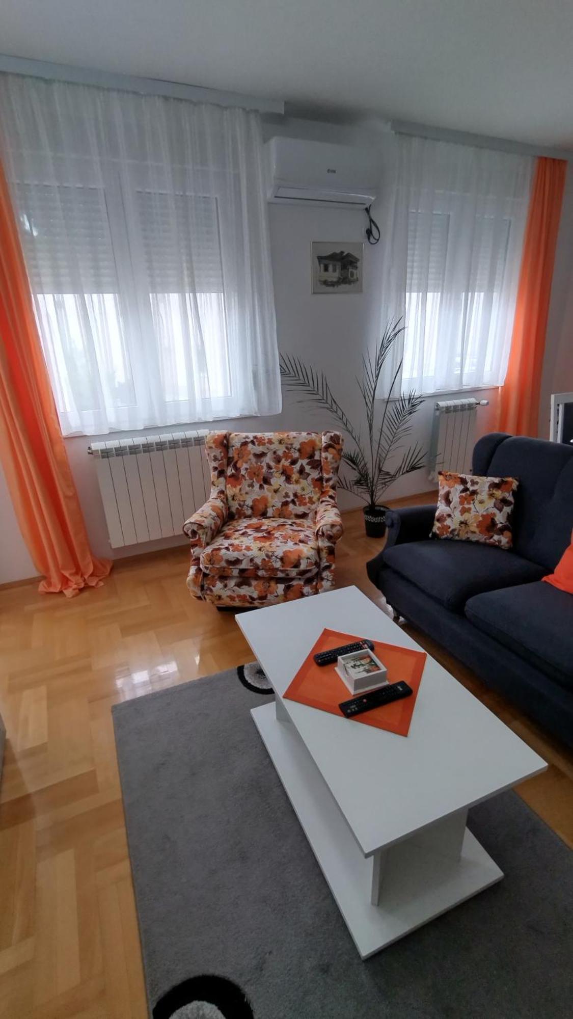 Apartman Maca Pirot Eksteriør bilde